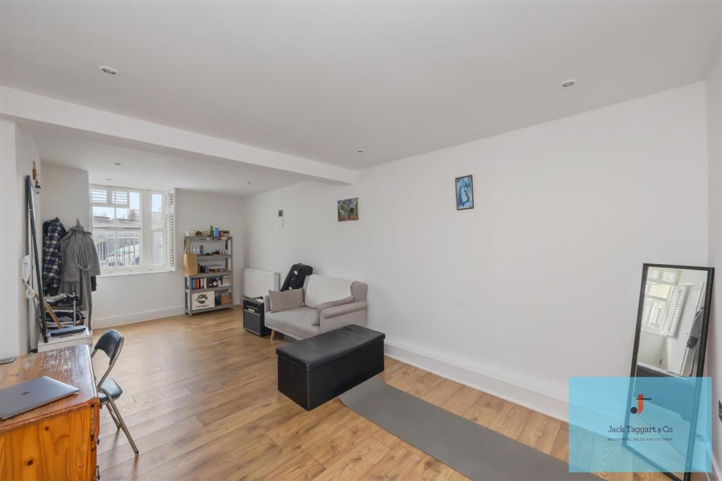 Main image of property: Clarence Square, Brighton