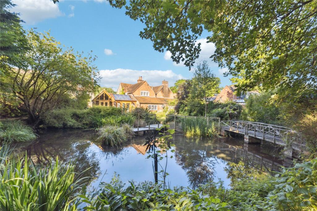 Main image of property: The Street, Ewelme, Wallingford, Oxfordshire, OX10