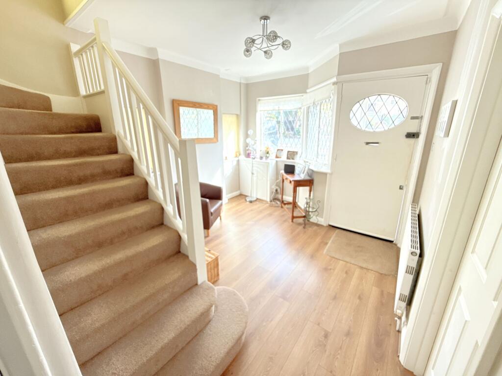 House in London - View 3