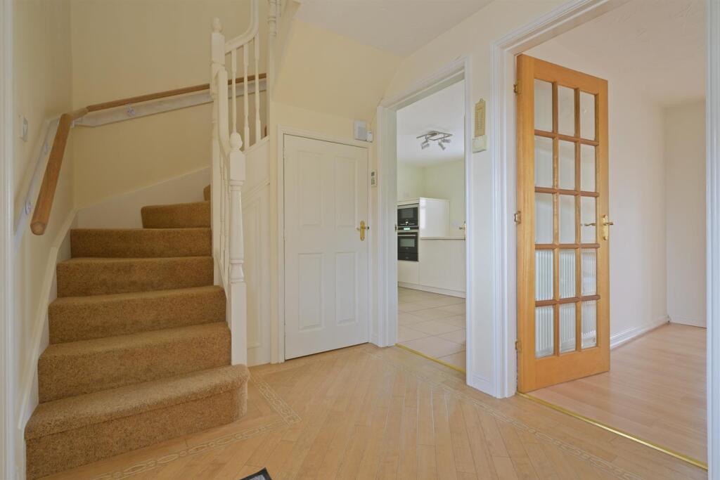 House in Perth - View 5