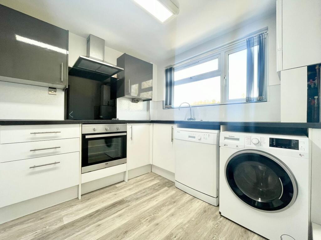 Main image of property: Hotwells, Bellevue Court, BS8 4UH