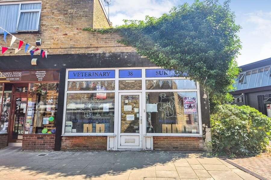 Main image of property: 38 Pylewell Road Hythe, Southampton, SO45 6AQ, 38 Pylewell Road, Hythe, Southampton