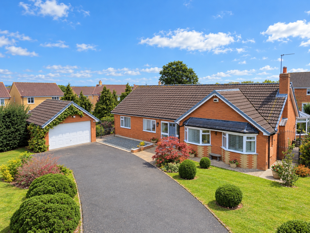 3-bed detached on High Rifts, Stainton, £475,000