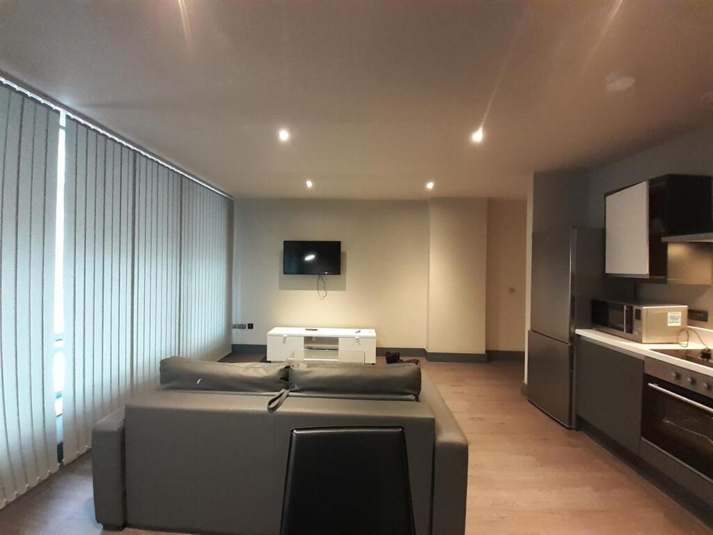 Apartment in Liverpool - View 3