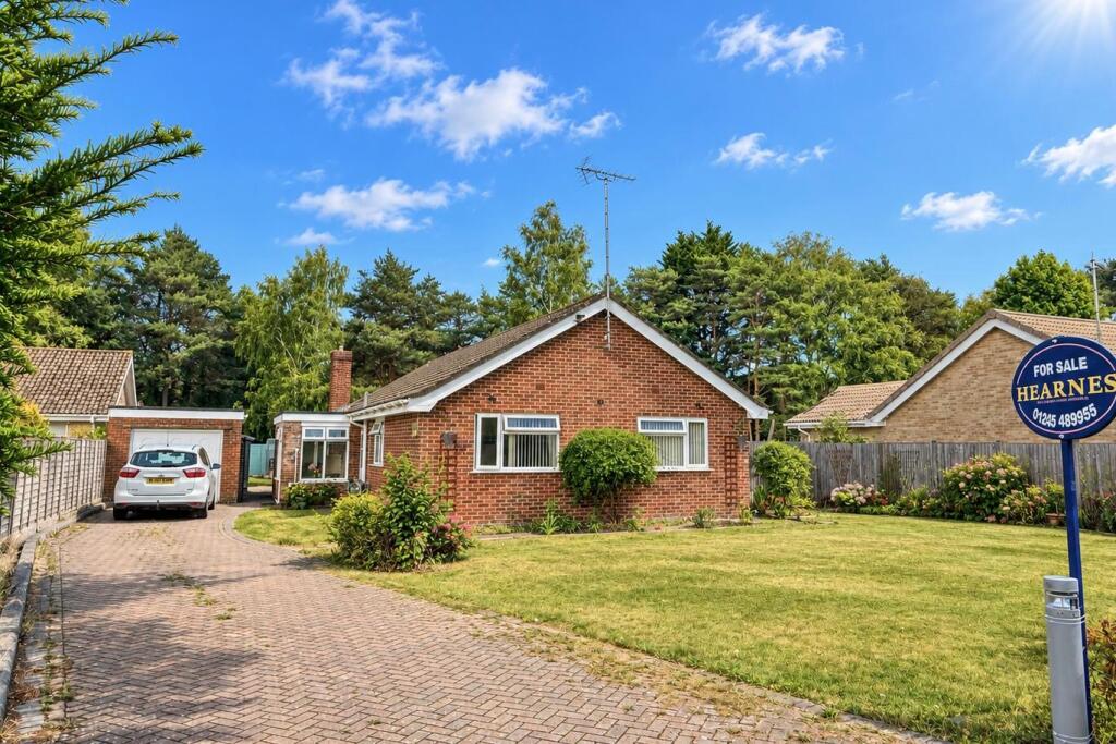 Main image of property: Bracken Close, Ashley Heath, BH24 2HF