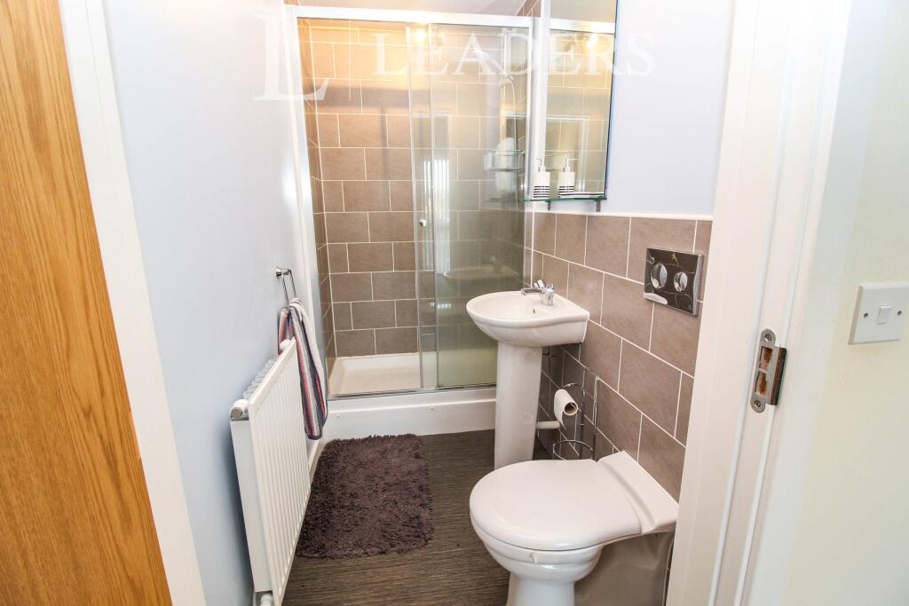 Apartment in Coventry, Tanyard Farm, Eastern Green - More