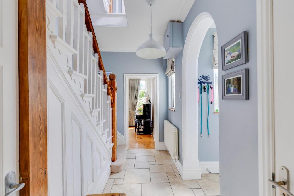 House in Newton, Porthcawl - More