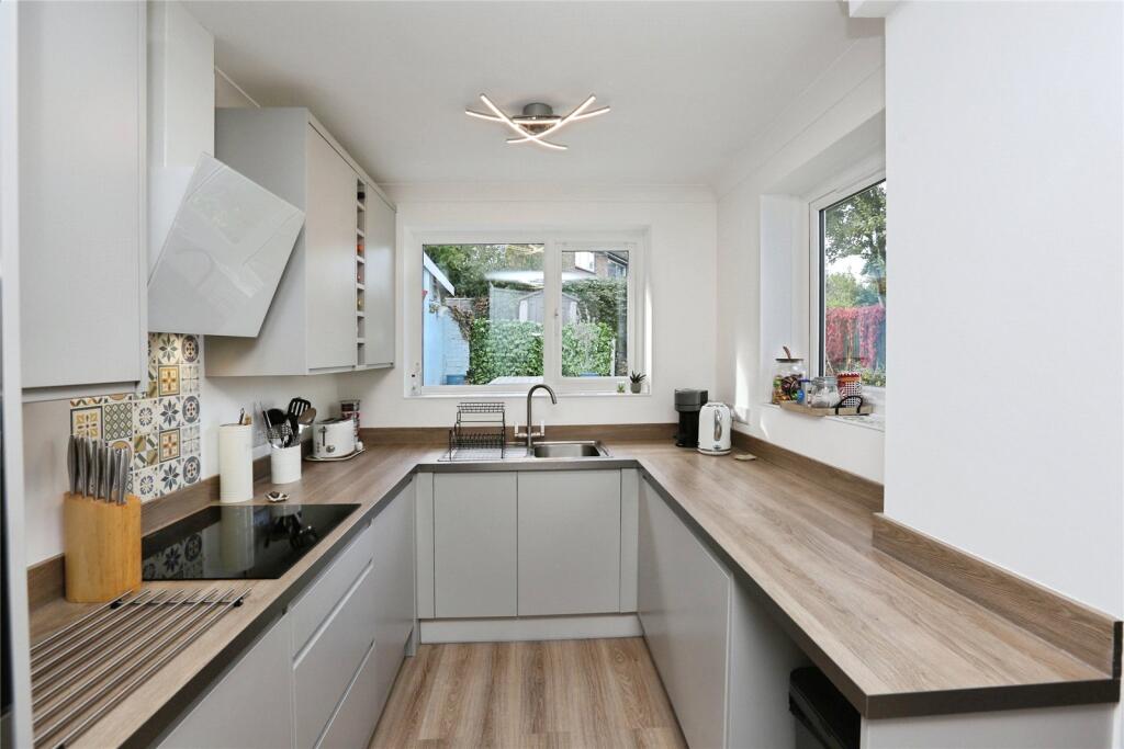 House in Southampton, Townhill Park - View 2