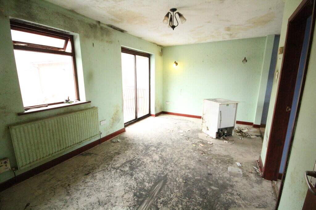 Rosehill Court, Mold Road photo 2