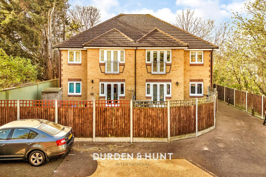 Main image of property: Queenside Mews, Hornchurch, RM12
