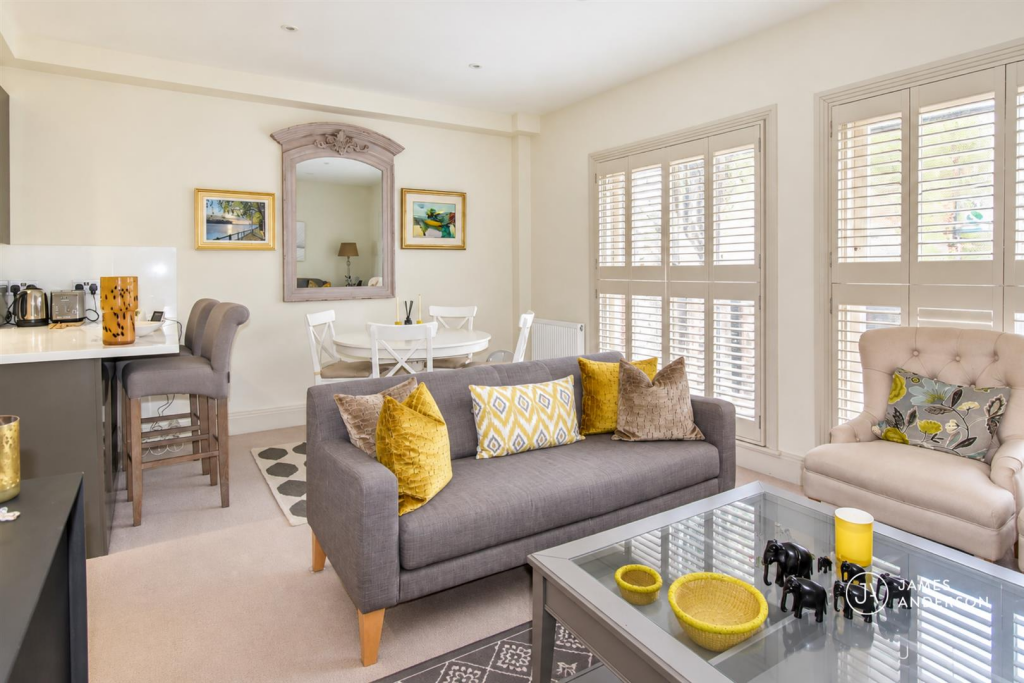 Apartment in London, Putney - View 2