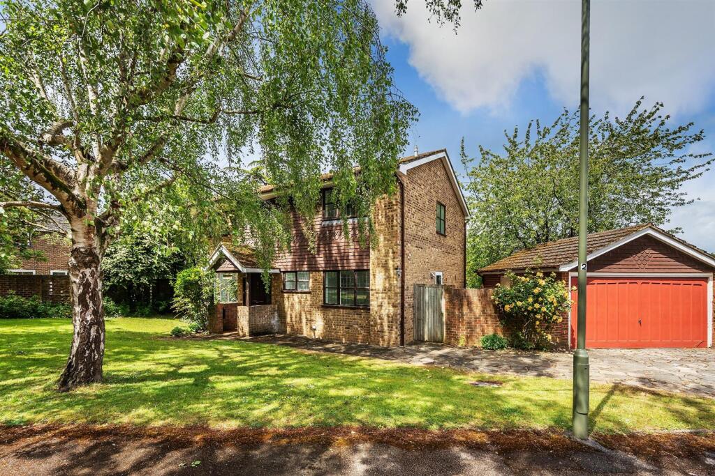 Main image of property: PARK GREEN, GREAT BOOKHAM, KT23