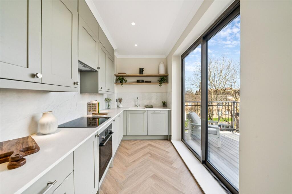 Deburgh Road, SW19 photo 3