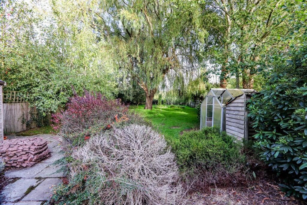 House in Tonbridge - View 2