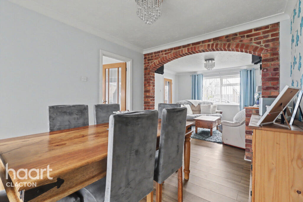 Constable Avenue, Clacton-On-Sea photo 4