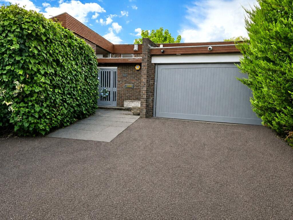 Main image of property: Beech Hill Avenue, Hadley Wood, EN4