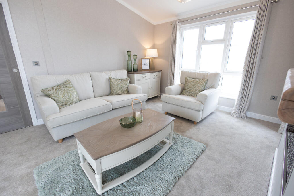House in Redhill - View 2