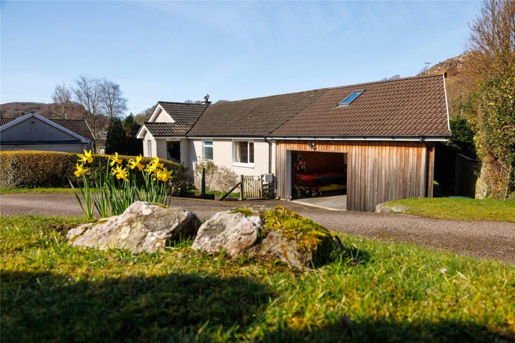 Main image of property: Creag Mhor, Kintallen, Tayvallich, Lochgilphead, Argyll and Bute, PA31