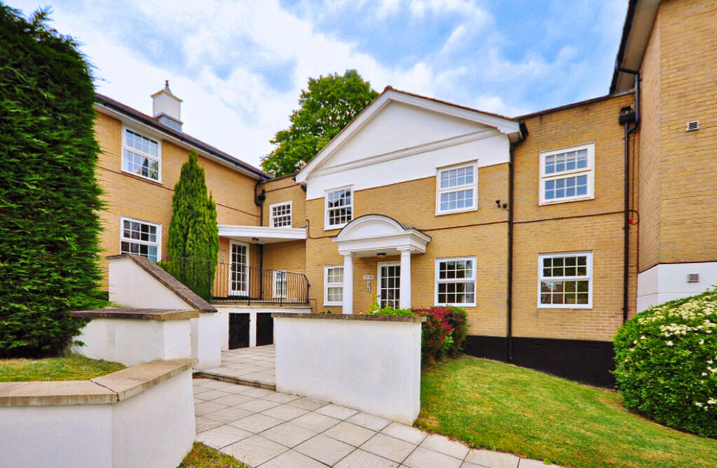 Main image of property: Chelmsford House, Dunmow