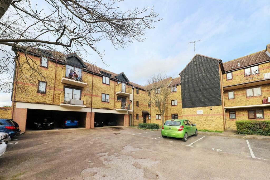 Main image of property: Bentinck Road, Yiewsley, West Drayton, UB7 7ST