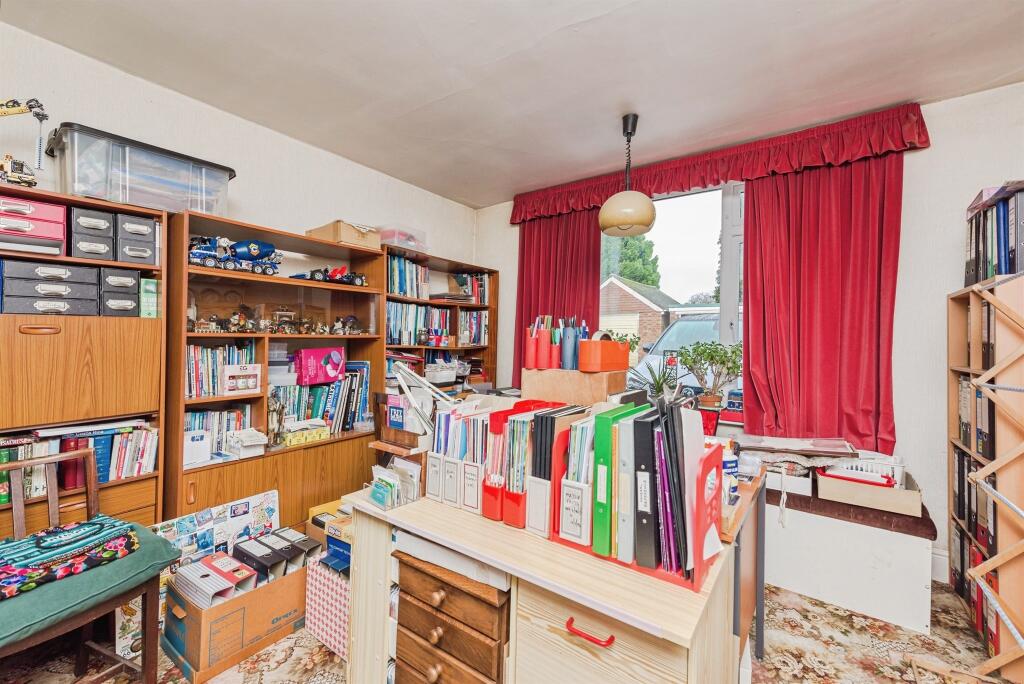 Additional image 3 of Upper Gungate, TAMWORTH