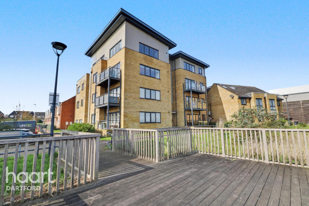 Main image of property: 23 Riverside Wharf, Dartford