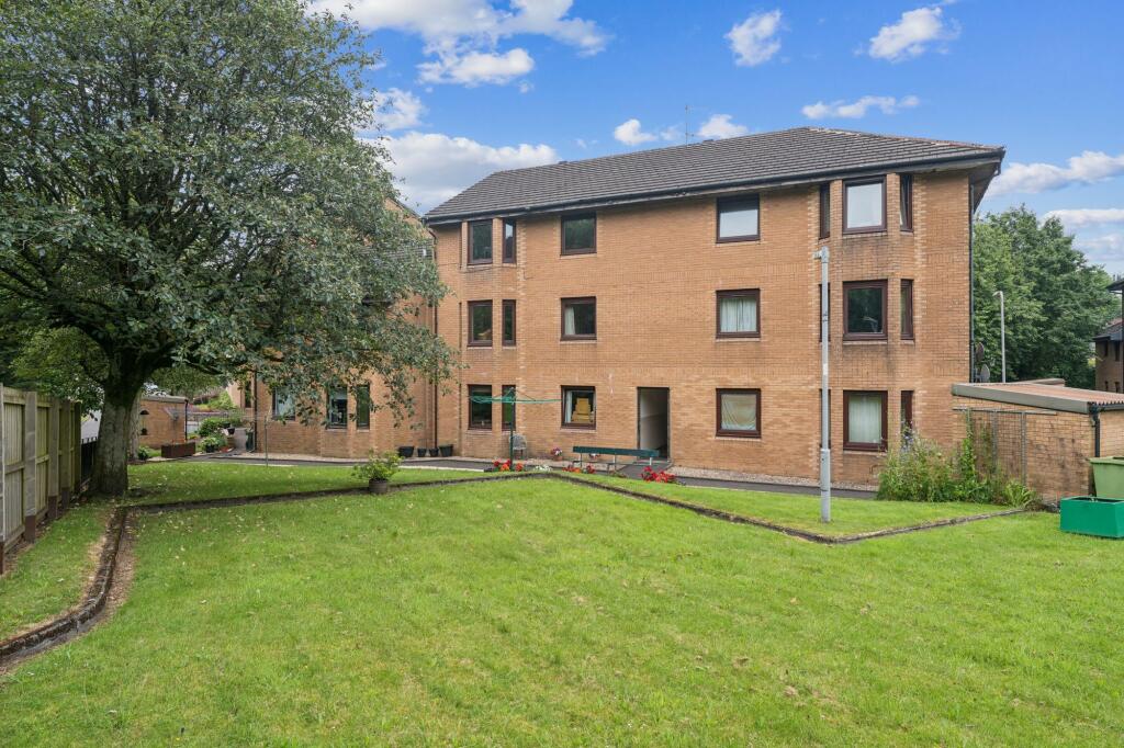 Main image of property: Crossveggate, Milngavie, G62