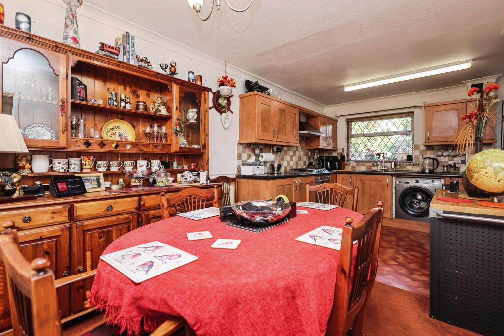 House in Birmingham, West Midlands - View 4