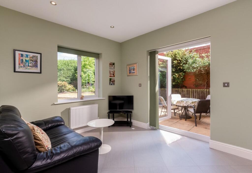 Neptune Drive, Stratford-upon-Avon - View 4