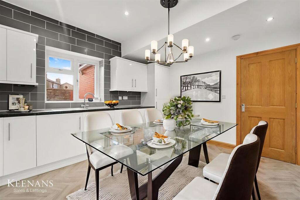 Main image of property: Bolton Road North, Ramsbottom, Bury