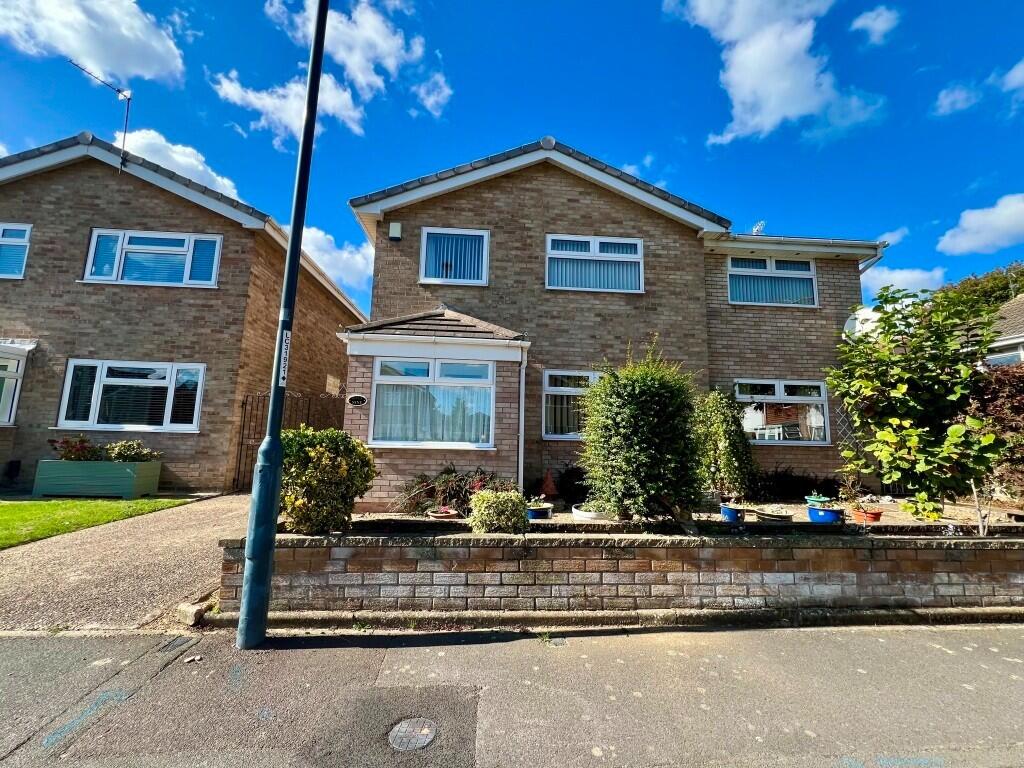 4-bed detached on Malin Close, Alvaston, Derby, Derbyshire, DE24, £275,000
