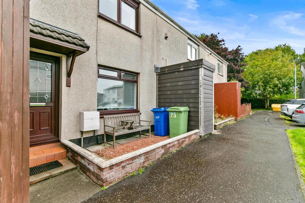 House in Glasgow, West Dunbartonshire - More