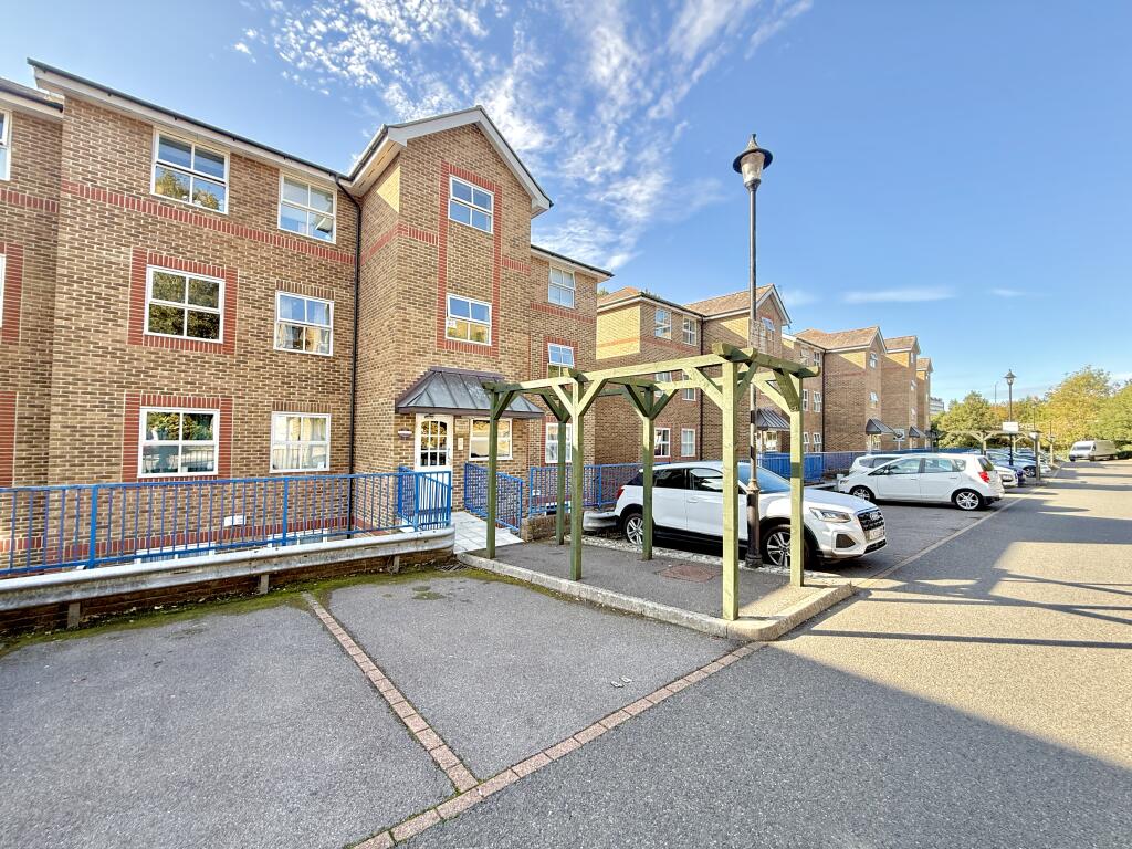 Main image of property: Riverbank Close