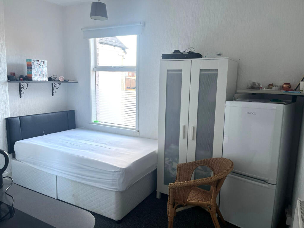 Main image of property: Edgwick Road, Coventry, West Midlands, CV6