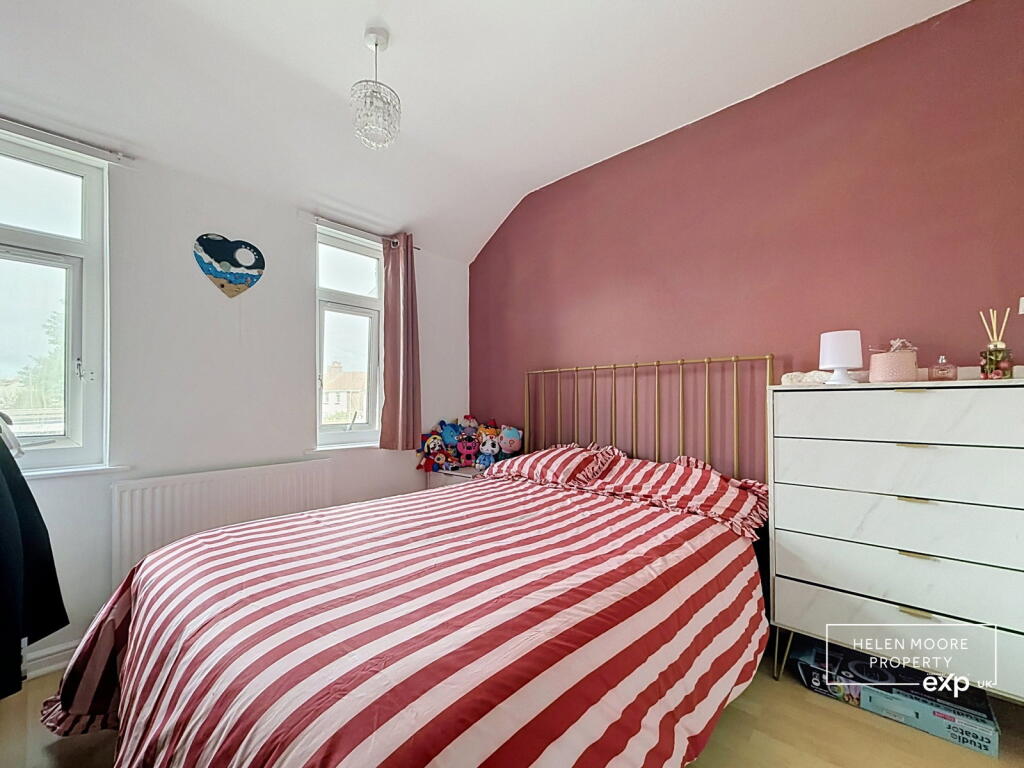 House in Plymouth - View 4