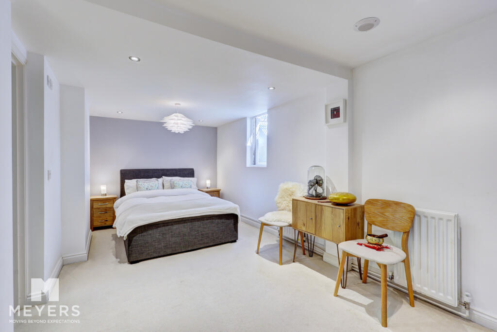 Apartment in Bournemouth - View 5