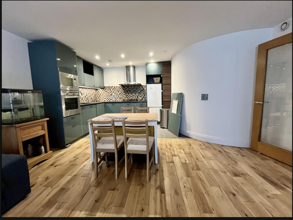 2 bedroom house for rent