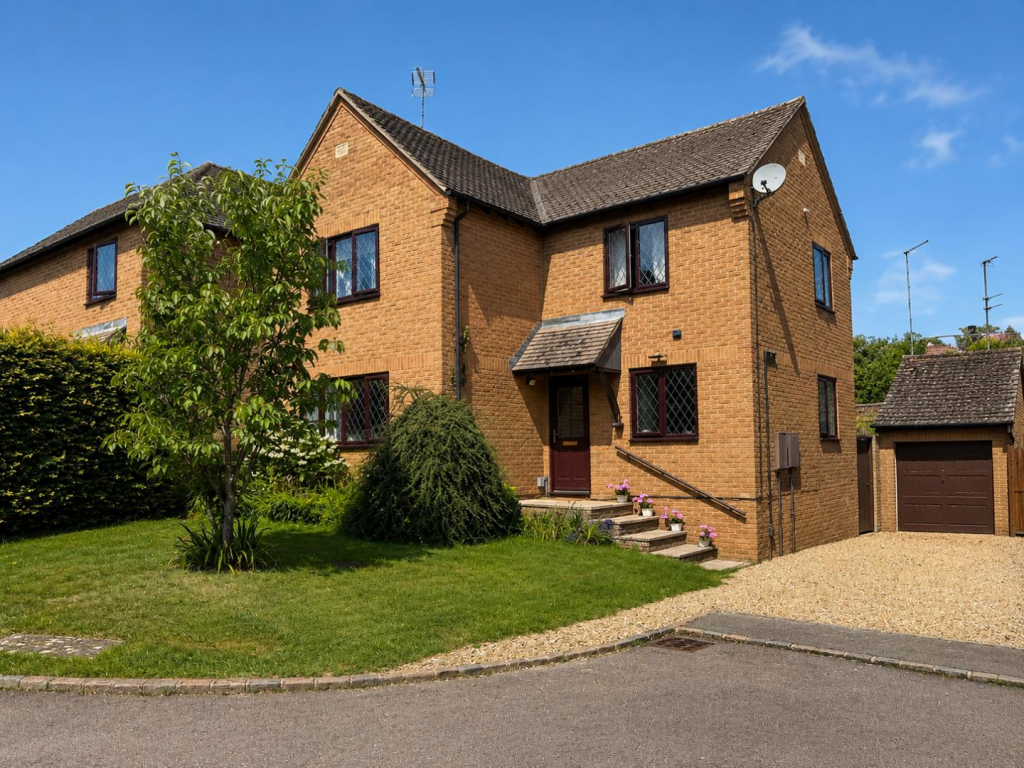 Main image of property: Hamilton Court, Back Lane, Chapel Brampton, Northamptonshire NN6
