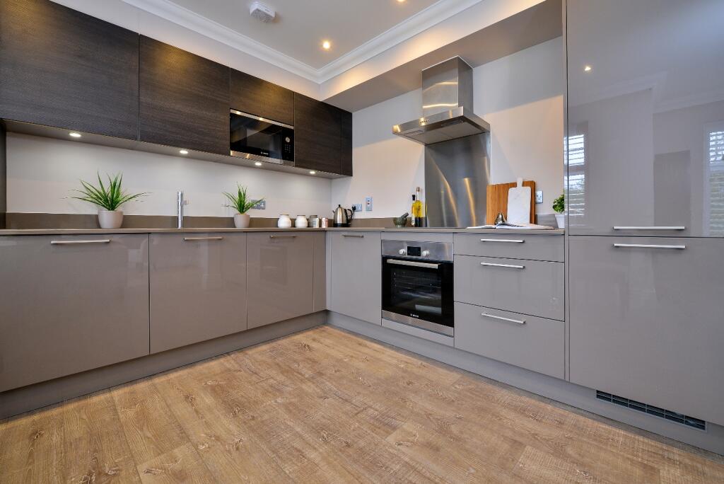 Main image of property: Park Avenue Bromley BR1