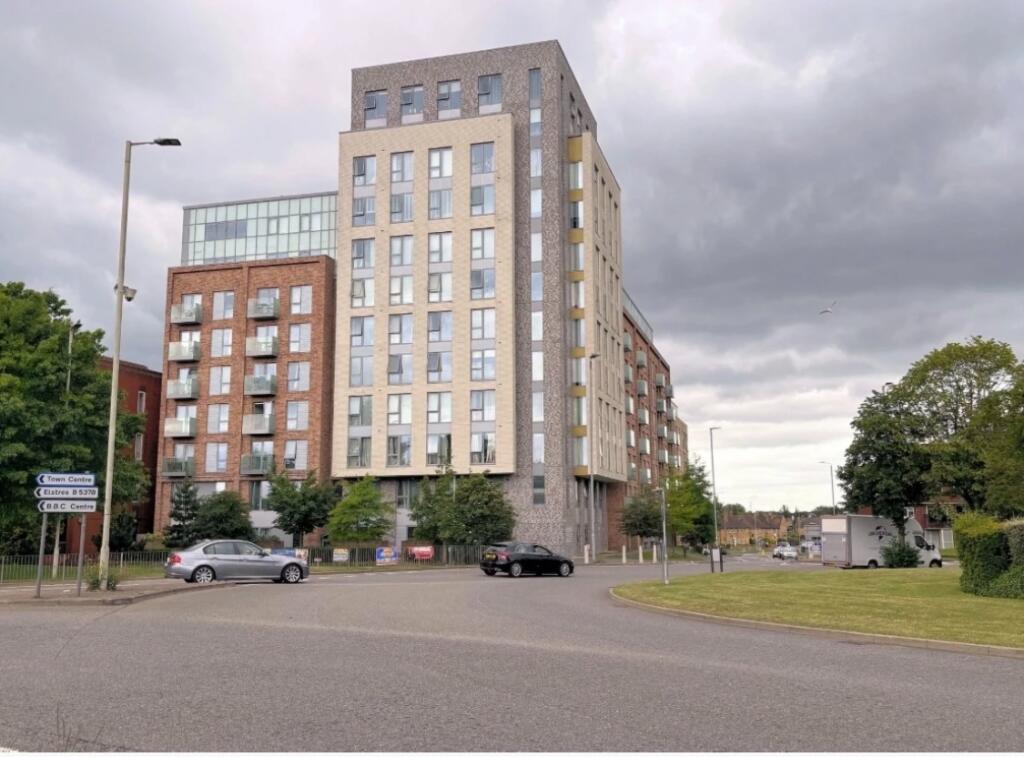 Apartment in Watford - View 2