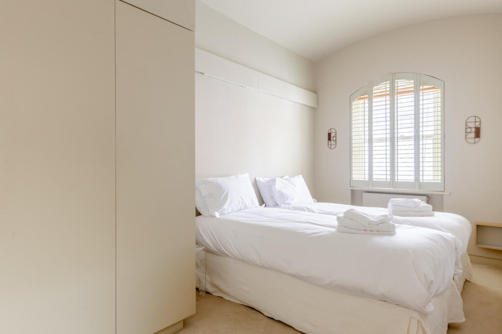 4 bedroom terraced house for rent