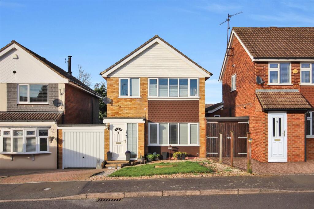 Main image of property: Oaks Drive, Higham Ferrers