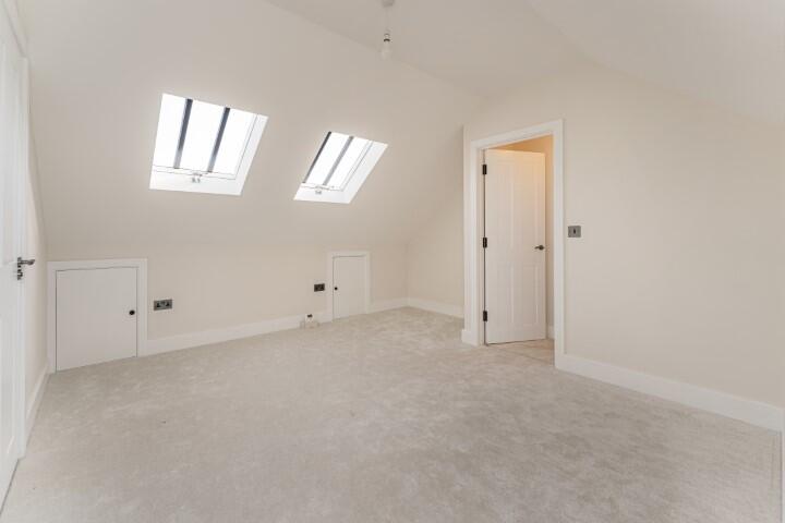 Park Street, Hatfield, AL9 - More