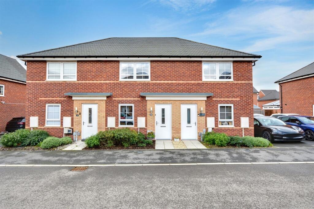 Main image of property: Multimode Close, Beeston, Nottingham