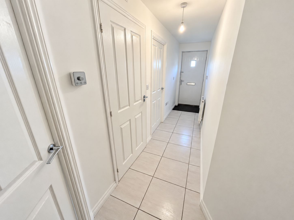 House in North Tyneside, Darsley Green, Benton - View 4
