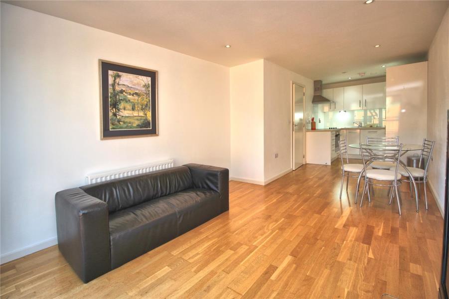 Apartment in Guildford - View 5