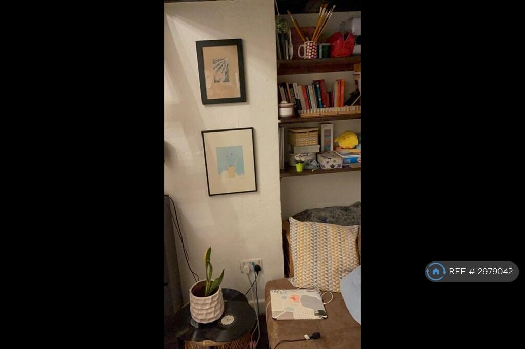 Apartment in London, Chalk Farm - More