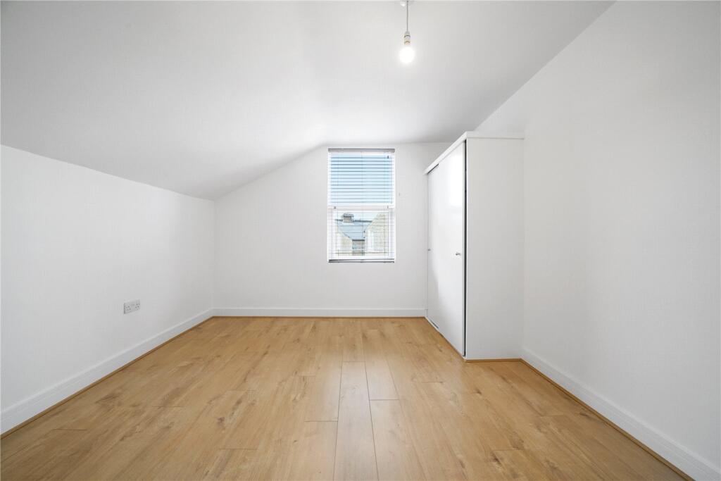 4 bedroom flat for rent