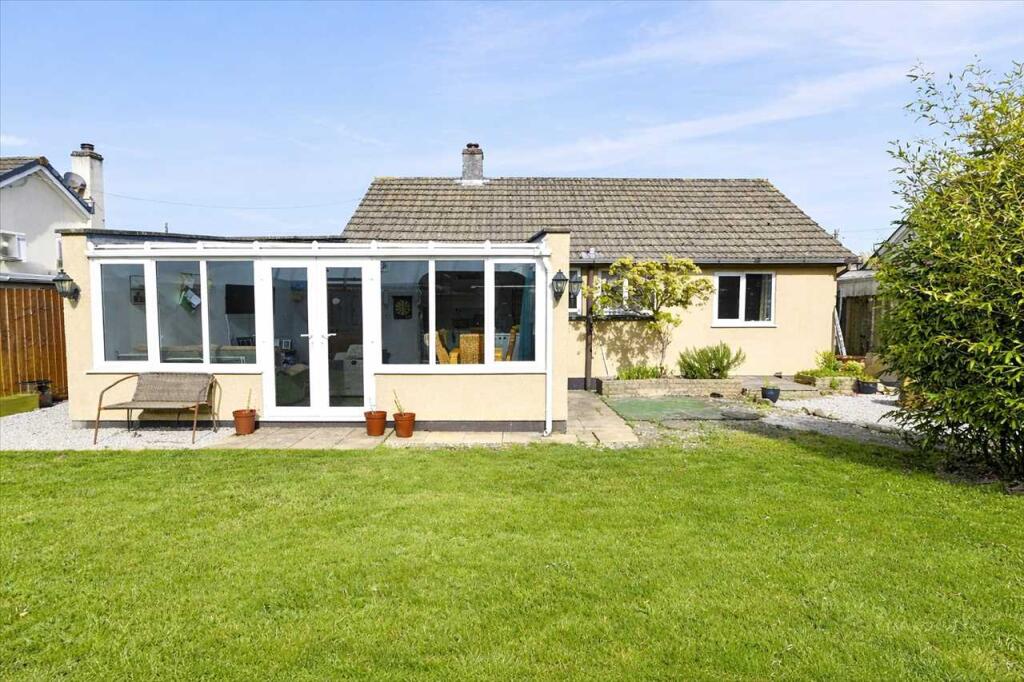 Main image of property: LEEDSTOWN, HAYLE