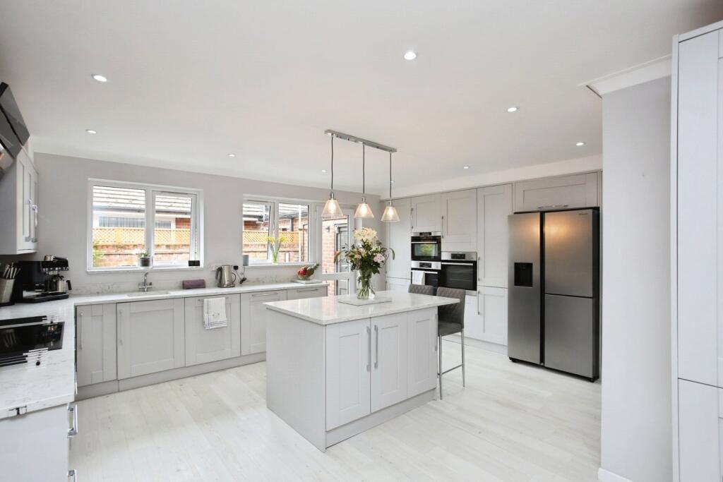 House in Rochester - View 2